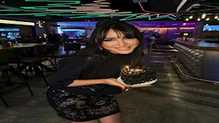 بالصور.. ساندي تحتفل بعيد ميلادها..وتعلق: "حلمت أكون مشهورة"