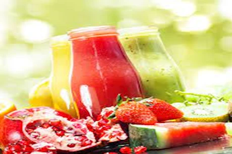  تعاني من الجفاف؟ - 7 مشروبات صيفية تُشعرك بالانتعاش 