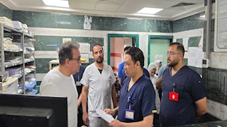 جولة مفاجئة لوزير الصحة بمستشفى البنك الأهلي في الإجازة.. ماذا وجد؟