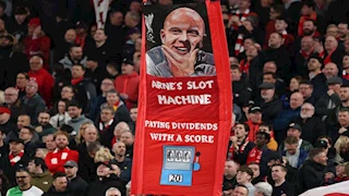 "المدرب الخامس".. أرني سلوت يحقق رقما تاريخيا في بطولة الدوري الإنجليزي