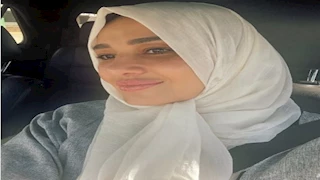 حلا شيحة تظهر بالحجاب والمصحف.. وهنا الزاهد تعلق