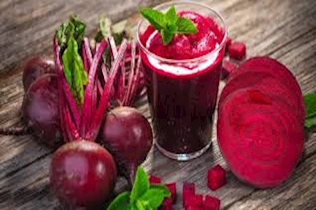 بالرغم من فوائده- هذه أضرار تناول عصير الشمندر قبل النوم