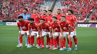 شرط تعجيزي يهدد المدير الفني الجديد المحتمل للأهلي