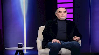 أمير عبد المجيد لـ"بالخط العريض": "نبيل شعيل صوته أقرب للنساء وسميرة سعيد شقية"