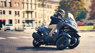 بالفيديو والصور.. ياماها تطلق سكوتر Tricity 300 بـ3 عجلات