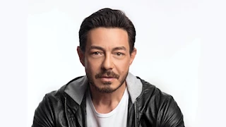 أحمد زاهر: "اتحرمت من أبويا وبناتي أهم حاجة في حياتي" (فيديو)