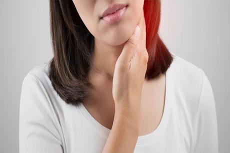 5 فيتامينات لا غنى عنها لمرضى الغدة الدرقية