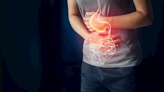 أصوات غريبة من بطنك.. أعراض صامتة تكشف سرطان المعدة