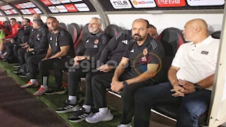 أول ظهور للجهاز الفني بالأهلي في لقاء بتروجيت (صور )