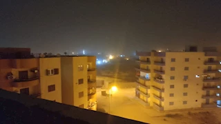 رياح وأتربة وانعدام للرؤية..العاصفة تصل محطتها الأخيرة في أسوان - صور 