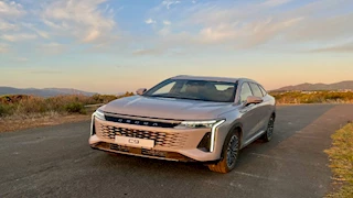 شيري تطلق Omoda C9 الفاخرة بالأسواق لمنافسة مرسيدس وأودي.. صور