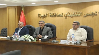 محافظ الجيزة يوجه بسرعة إنهاء عقود طلبات تقنين أراضي الدولة