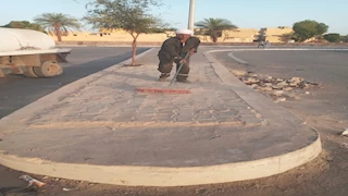 استحداث منفذ مروري جديد أمام شارع الشيخ موسى بالكرنك -صور