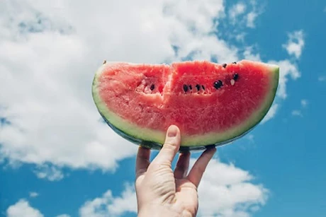 لتعزيز فوائد البطيخ- 5 أشياء تناولها معه
