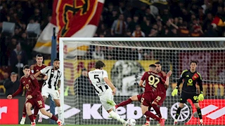 روما يتعادل مع يوفنتوس في قمة الدوري الإيطالي