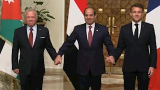 بدء القمة الثلاثية بين مصر والأردن وفرنسا بقصر الاتحادية