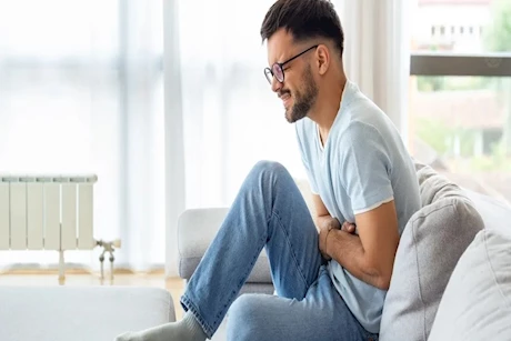 5 مشروبات لعلاج المغص والإسهال