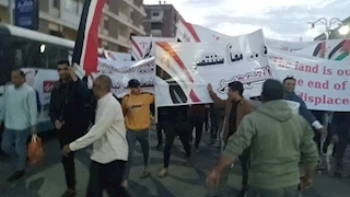 ما حقيقة فيديو احتفال مصريين بالقرب من معبر رفح؟