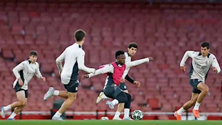  مبابي يقود هجوم ريال مدريد ضد أرسنال