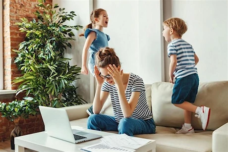 هل الأطعمة الغنية بـ أوميجا 3 تقلل من فرط الحركة عند الأطفال؟