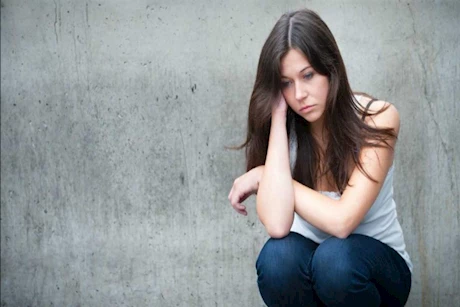 أطعمة تسبب الاكتئاب.. ابتعد عنها لحماية صحتك النفسية