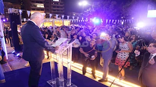 بحضور مسؤولين وفنانين.. 17 صورة ترصد احتفال سفارة اليونان بالقاهرة بالعيد الوطني