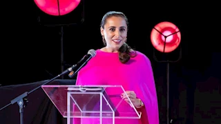 وزير الثقافة يهنئ رئيس "نهضة مصر" لفوزها بجائزة "PublisHer Excellence Award 2025"