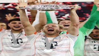 الأولى في تاريخ كين.. بايرن ميونخ يحتفل بدرع الدوري الألماني (فيديوهات وصور)