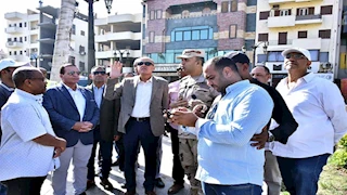 محافظ الأقصر يتفقد جاهزية معدات الطوارئ بساحة أبو الحجاج -صور