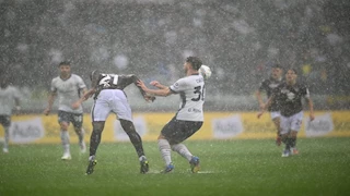 على أمل تعثر نابولي... إنتر ميلان يتجاوز تورينو بثنائية في الدوري الإيطالي