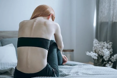 خبيرة تغذية تكشف سبب النحافة رغم الأكل "فيديو"