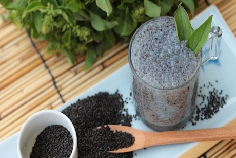 فوائد مذهلة لبذور الريحان لرجيم صحي