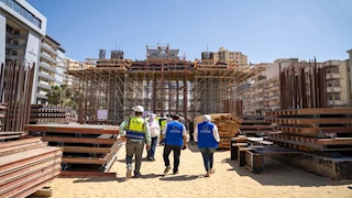 سفيرة الاتحاد الأوروبي تزور مشروع تطوير سكك حديد أبو قير في الإسكندرية -صور