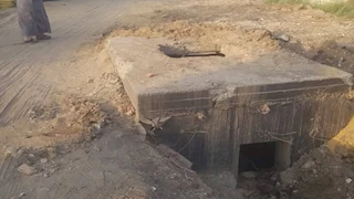 مصرع طفل في بيارة صرف صحي مكشوفة بالفيوم.. والأهالي يطالبون بمحاسبة المسؤولين - صور  