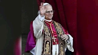 بابا الفاتيكان يدعو القادة السياسيين في لبنان لتوحيد صفوفهم