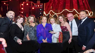 إلهام شاهين ويسرا ودرة.. نجمات الفن في حفل خطوبة ابنة رجل الأعمال باسل سماقية