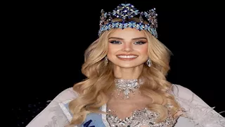 جمالها لافت.. كريستينا بيشكوفا بإطلالة جذابة في فعاليات مسابقة ملكة جمال العالم 