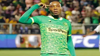 "بعد ارتباط اسمه بالزمالك".. من هو كليمان مزيري لاعب يانج أفريكانز التنزاني؟