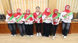 محافظ المنوفية يكرم مدرسة جريس لفوزها بمسابقة أوائل الطلبة