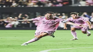 ليس برشلونة.. محاولات لإعادة ميسي إلى ناديه القديم