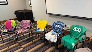 بيراميدز بالأزرق وصن داونز بالأصفر.. تفاصيل الاجتماع الفني لنهائي أفريقيا