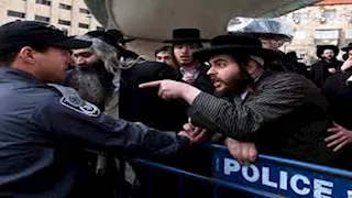 إعلام عبري: الحريديم قد يتخلون عن الحكومة بسبب قانون التجنيد