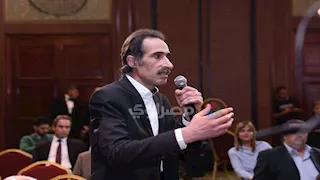 مجدي الجلاد: صلاح دياب كتب سيرته الذاتية باستحياء رغم أن تجربته فريدة جدا