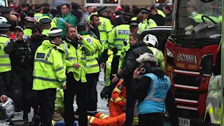 شرطة ليفربول تقبض على سائق اقتحم حشدًا من المشجعين بسيارته