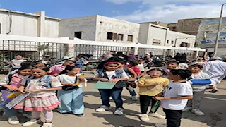 فرحة تلاميذ الصف الثالث الابتدائي في المنوفية بانتهاء الامتحانات