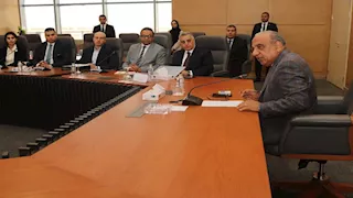 وزير الكهرباء يسلّم شهادات تأهيل 4 مشروعات لإنتاج الطاقة المتجددة