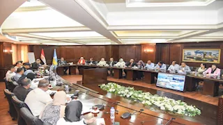 استعدادًا لعيد الأضحى.. 12 توجيهًا عاجلًا من محافظ الإسكندرية 