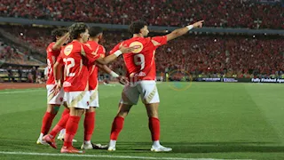 بعد نهاية الشوط الأول من مباريات حسم اللقب.. إلي أين يتجه درع الدوري؟