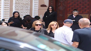 " ربنا يصبرك ويخليلك بنتك" فيفي عبده ووائل جسار يواسيان كارول سماحة بعد وفاة زوجها