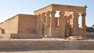 السر في معبد هيبس.. أقدم وثيقة فرعونية لحماية حقوق المرأة في الوادي الجديد